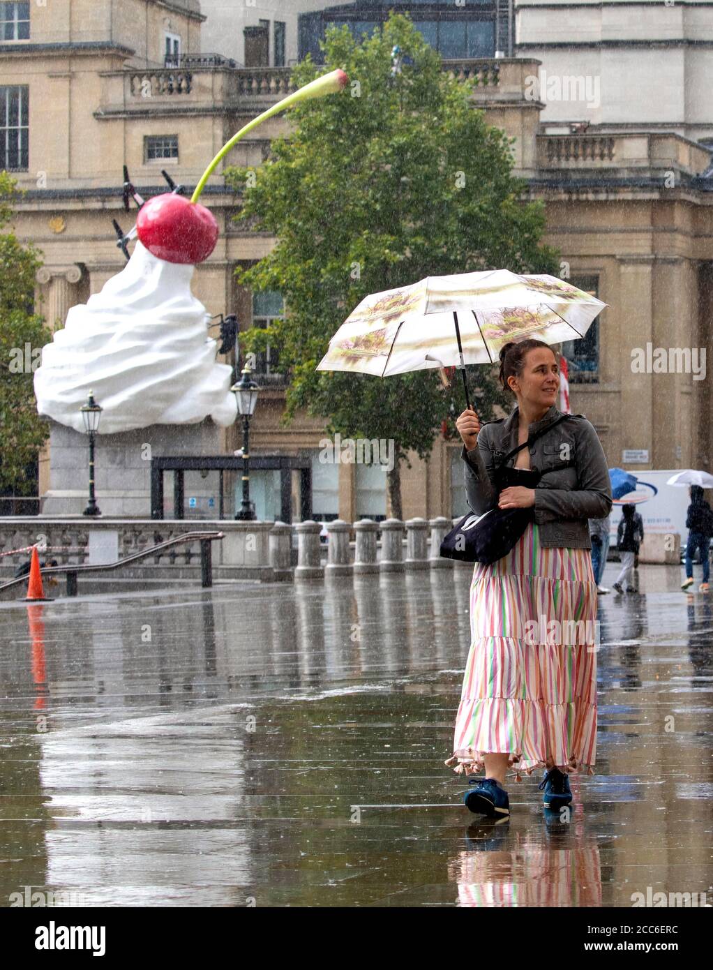 Ice cream trafalgar square hires stock photography and images Alamy